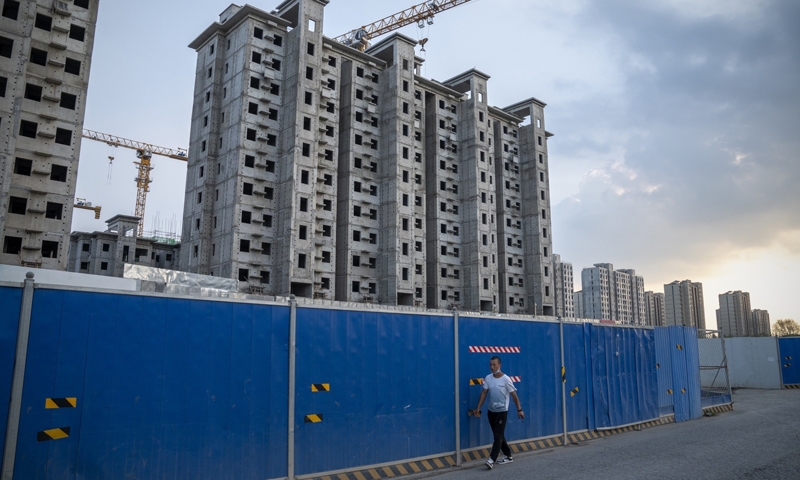 Trung Quốc lọc 50 doanh nghiệp bất động sản để giải cứu