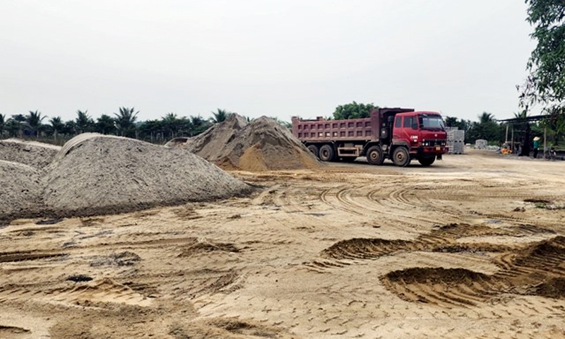 Vĩnh Lộc (Thanh Hóa): Tạm dừng hoạt động khai thác khoáng sản mỏ cát số 18