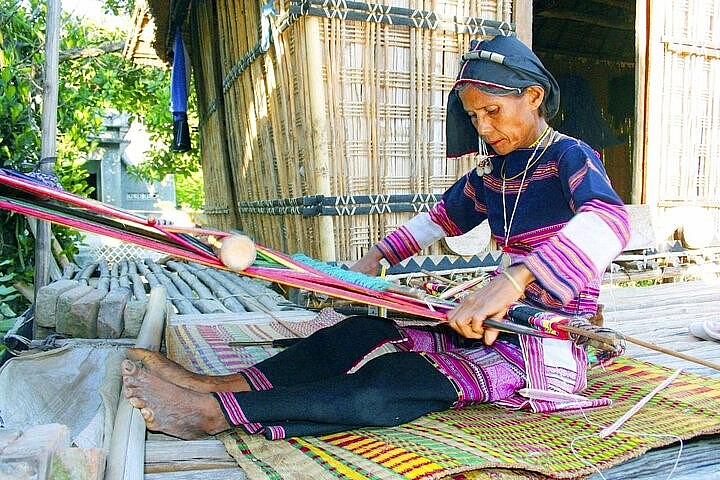 Bình Định: Phát triển làng nghề gắn với phát triển du lịch