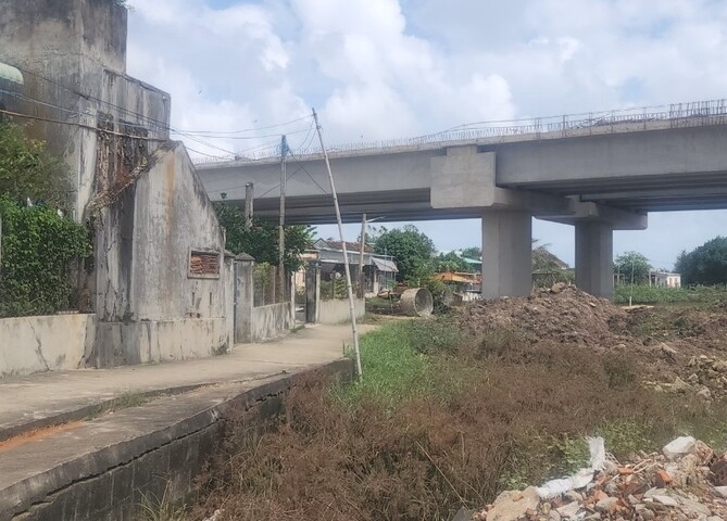 Bình Định: Cần di dời các hộ dân bị ảnh hưởng dự án đường ven biển Cát Tiến - Diêm Vân