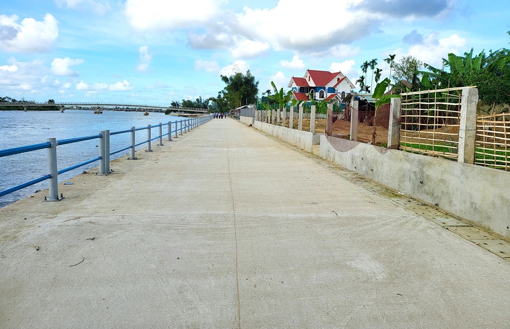 Quảng Ngãi xây dựng hoàn thành Kè chống sạt lở bờ sông Trà Bồng