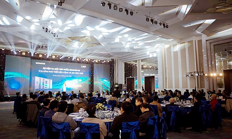 Siemens Việt Nam và AIT tổ chức Lễ ra mắt tủ điện SIVACON S4