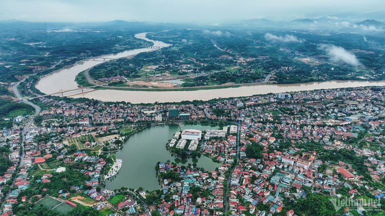 Các tỉnh đồng loạt đấu giá làm dự án nhà ở, khởi điểm hàng trăm tỷ đồng