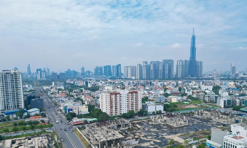 Thành phố Hồ Chí Minh phân công lại nhiệm vụ của Chủ tịch và 5 Phó Chủ tịch UBND Thành phố
