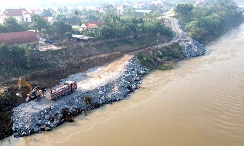 Phú Thọ: Chi hơn 56 tỷ đồng để xử lý khẩn cấp sạt lở đê trên địa bàn tỉnh