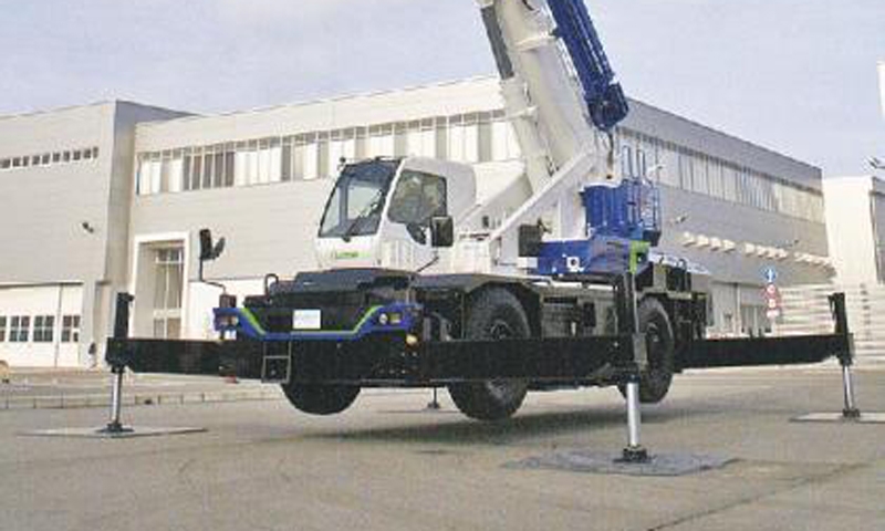 Japan’s Tadano introduces world's first fully electric rough terrain crane to domestic market