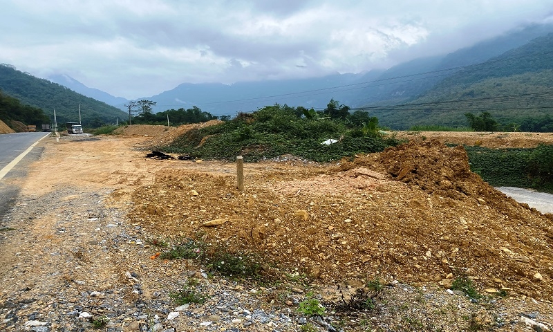 Quan Hóa (Thanh Hóa): Dự án nâng cấp Quốc lộ 15 đoạn qua xã Phú Nghiêm có 5 bãi thải