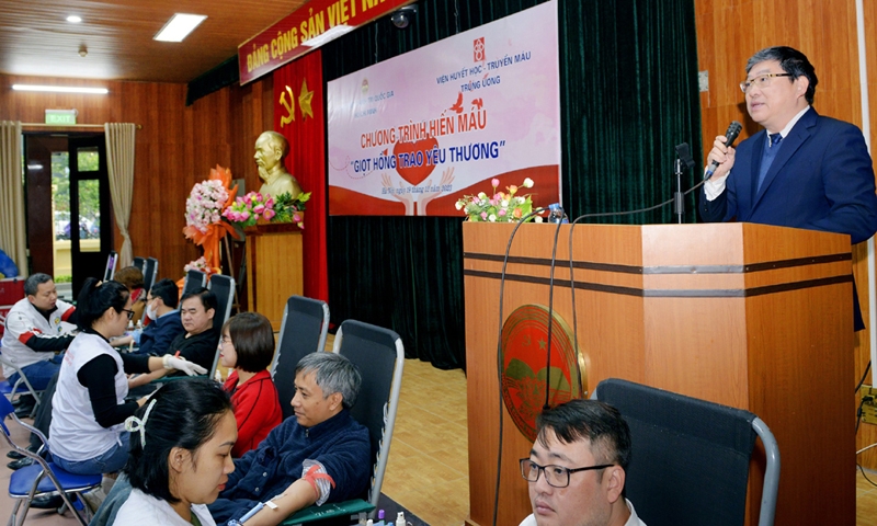 Học viện Chính trị quốc gia Hồ Chí Minh tổ chức chương trình hiến máu "Giọt hồng trao yêu thương”