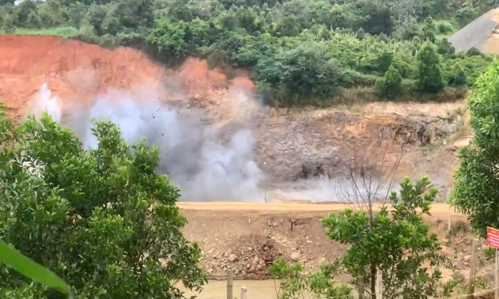 Gia Lai: Nguyên nhân sạt lở đất gần mỏ đá ở huyện Mang Yang