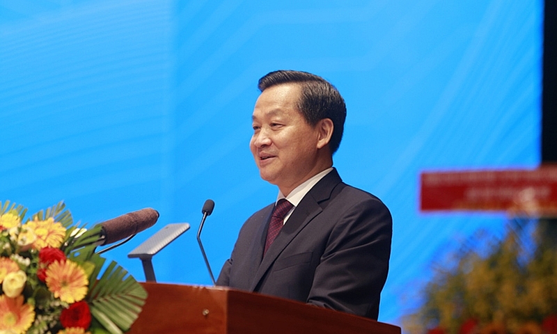 Phó Thủ tướng Chính phủ Lê Minh Khái trao Quyết định phê duyệt Quy hoạch tỉnh Bình Định
