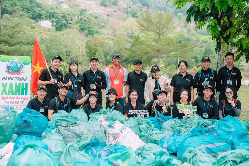 Phát động chiến dịch Ngày Xanh Núi Bà làm sạch Núi Bà Đen, Tây Ninh