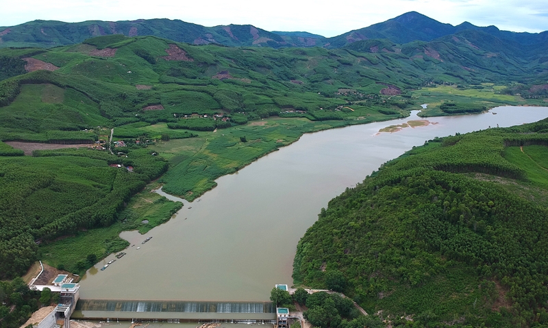 Quảng Ngãi: Gần 31 tỷ đồng nạo vét lòng hồ thủy lợi Thạch Nham