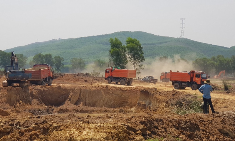 Thừa Thiên - Huế: Xử phạt doanh nghiệp khai thác khoáng sản 140 triệu đồng