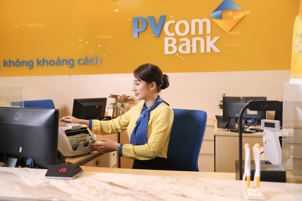 PVcomBank là một trong 50 doanh nghiệp xuất sắc nhất Việt Nam theo đánh giá của Vietnam Report