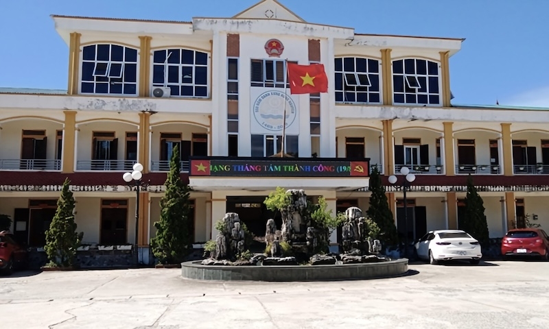 Nghệ An: Phê bình Chủ tịch UBND huyện Hưng Nguyên vì thiếu trách nhiệm trong thực hiện nhiệm vụ công vụ