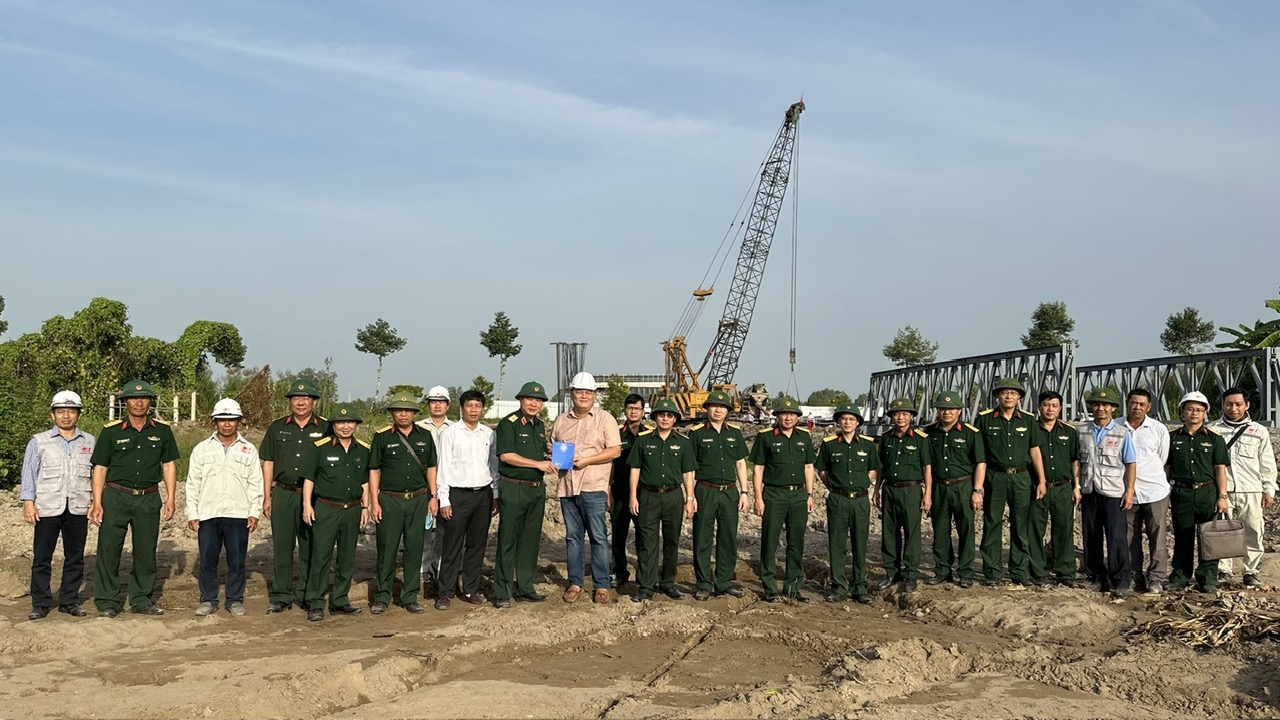 Binh đoàn 12 – Tổng Công ty Xây dựng Trường Sơn: Thi công xuyên Tết tại cao tốc Bắc Nam phía Đông