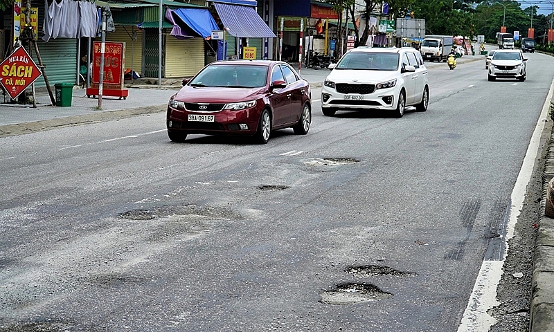 Khu Quản lý đường bộ II đề nghị Cục Đường bộ Việt Nam tạm dừng thu phí Quốc lộ 1 đoạn BOT tuyến tránh Hà Tĩnh
