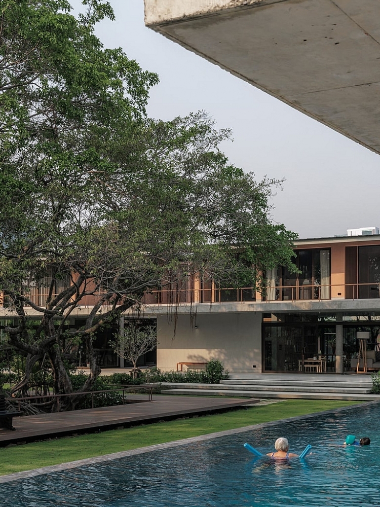 Ngôi nhà mộc tại Thái Lan được ví như 'vườn địa đàng nhiệt đới'