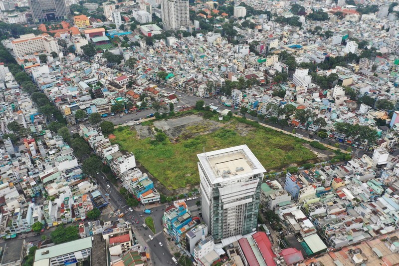 Thành phố Hồ Chí Minh: Thu hồi khu “đất vàng” 152 Trần Phú