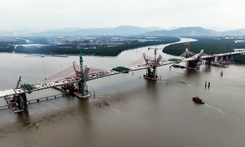 Quảng Ninh: Sắp hợp long cầu Bến Rừng