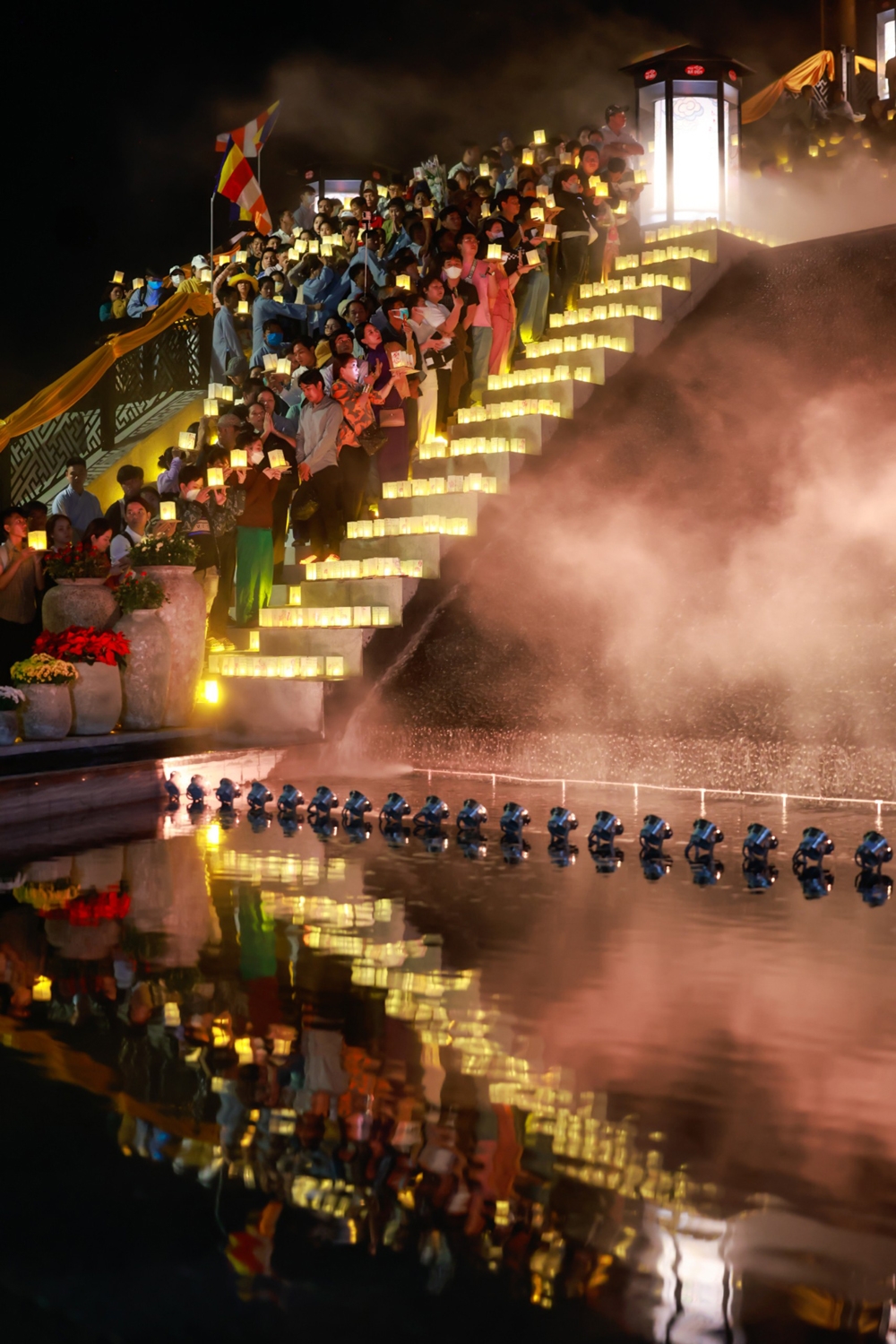 Hơn 500 tăng ni sư tham dự Lễ An vị Tôn tượng Bồ Tát Di Lặc quy mô trên núi Bà Đen, Tây Ninh