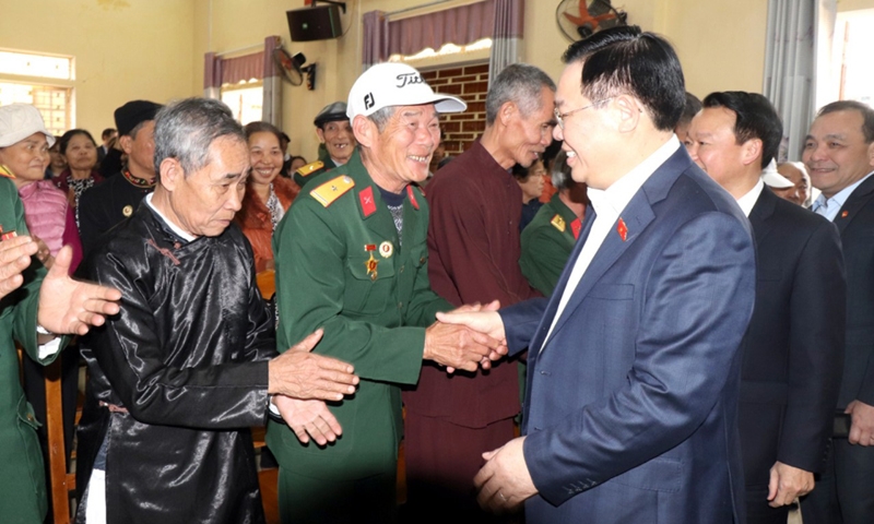 Chủ tịch Quốc hội Vương Đình Huệ thăm, chúc tết, làm việc tại tỉnh Yên Bái