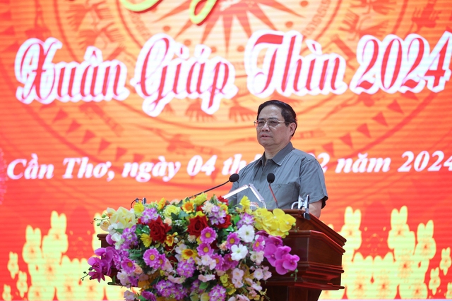 Thủ tướng Phạm Minh Chính thăm, tặng quà, chúc Tết tại Cần Thơ