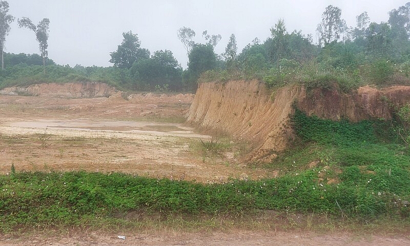 Quảng Nam: Công ty TNHH Vương Quân được cấp quyền khai thác đất san lấp tại 2 dự án ở Cụm công nghiệp Chợ Lò