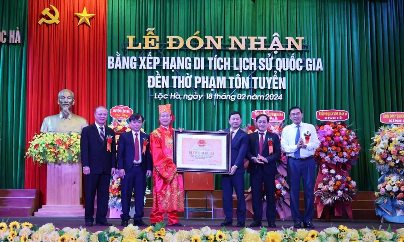 Lộc Hà (Hà Tĩnh): Đón nhận Bằng xếp hạng Di tích quốc gia đền thờ Phạm Tôn Tuyển