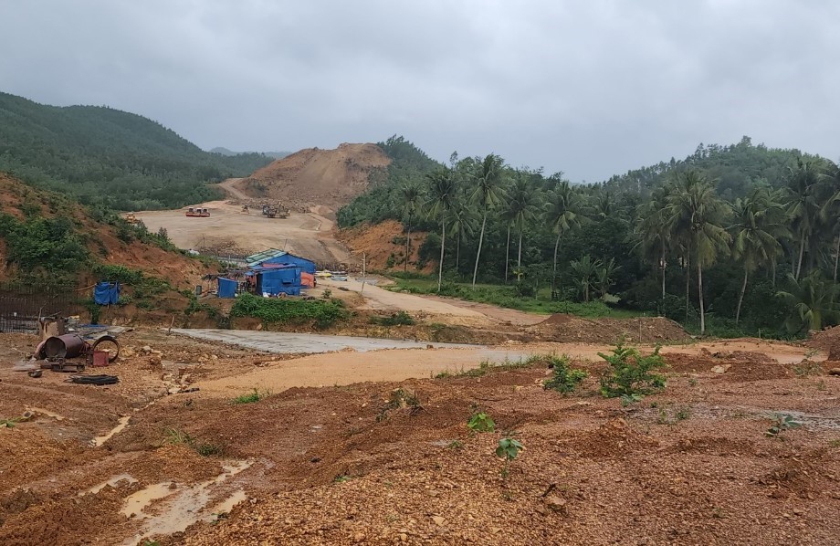 Phú Yên: Cử tri kiến nghị xây dựng hầm chui dân sinh