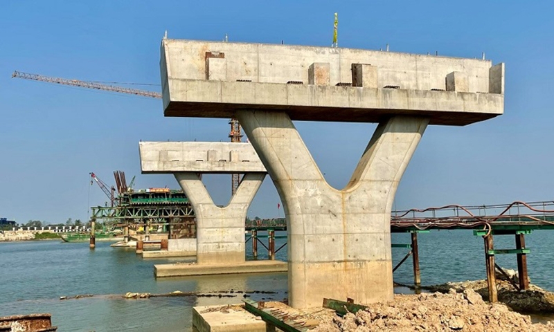 Quảng Trị: Phấn đấu đảm bảo tiến độ Dự án đường ven biển kết nối hành lang kinh tế Đông Tây
