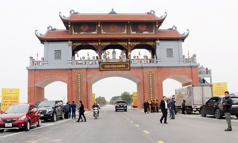 Bắc Giang: Bàn giao công trình Tam quan có giá trị khoảng 30 tỷ đồng cho chùa Vĩnh Nghiêm