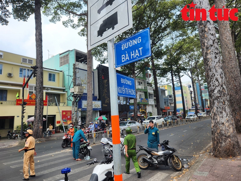 TP Hồ Chí Minh: Cháy quán cà phê trong hẻm, nhiều người hoảng loạn tháo chạy