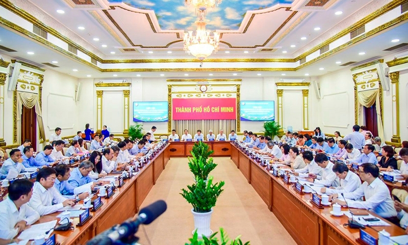 Thành phố Hồ Chí Minh: Quyết liệt thúc đẩy tăng trưởng, giải ngân đầu tư công