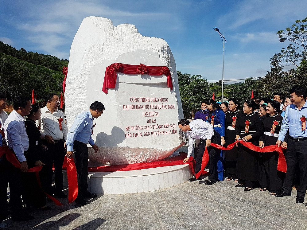 Bình Liêu (Quảng Ninh): Huyện vùng cao biên giới đạt chuẩn nông thôn mới đầu tiên của cả nước