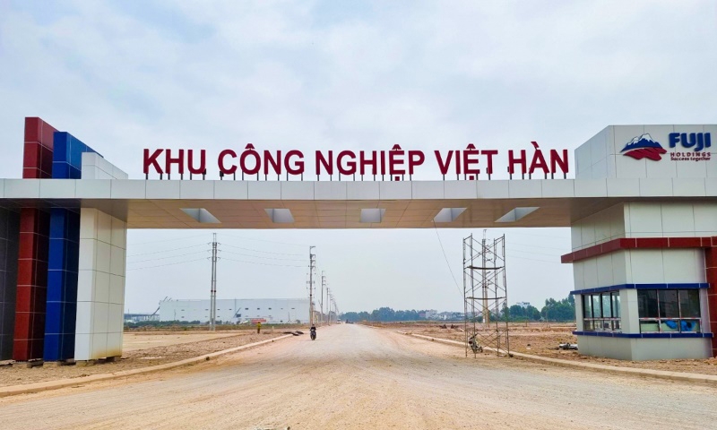 Bắc Giang: Trao giấy chứng nhận đầu tư, triển khai kế hoạch thực hiện với 2 dự án khu công nghiệp