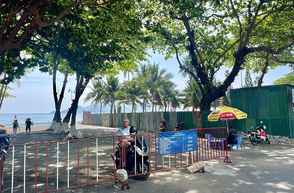 Khánh Hòa: Chưa truy thu được lượng lớn tiền tại các bãi giữ xe dọc bờ biển Nha Trang