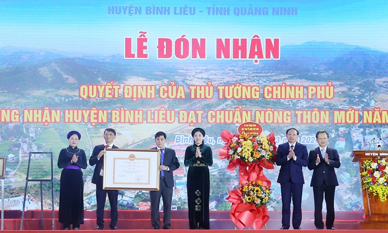 Bình Liêu (Quảng Ninh): Đón nhận huyện đạt chuẩn nông thôn mới