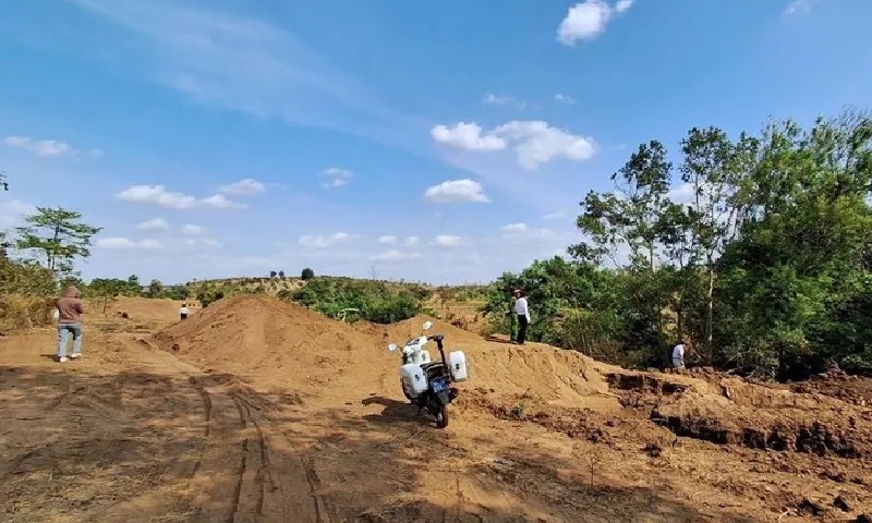 Gia Lai: Phát hiện hàng chục m3 cát trái phép tại huyện Chư Pưh