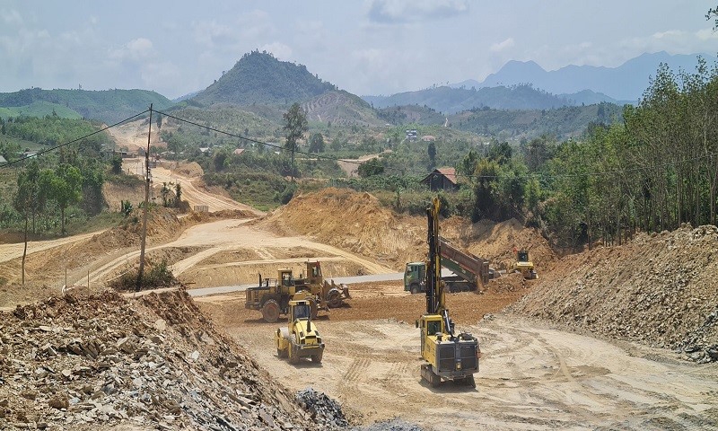 Đắk Lắk: Kiến nghị ưu tiên đầu tư 2 tuyến cao tốc dọc Tây Nguyên trước năm 2023