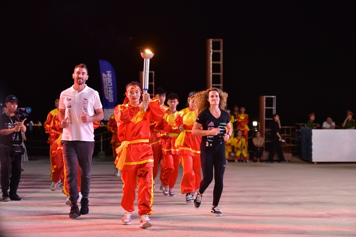 Hàng ngàn khán giả hòa mình cùng vũ điệu Amazing Binh Dinh Fest 2024