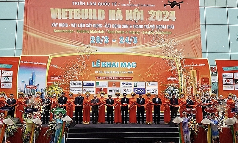 The Opening of the First International Vietbuild Hanoi Exhibition 2024