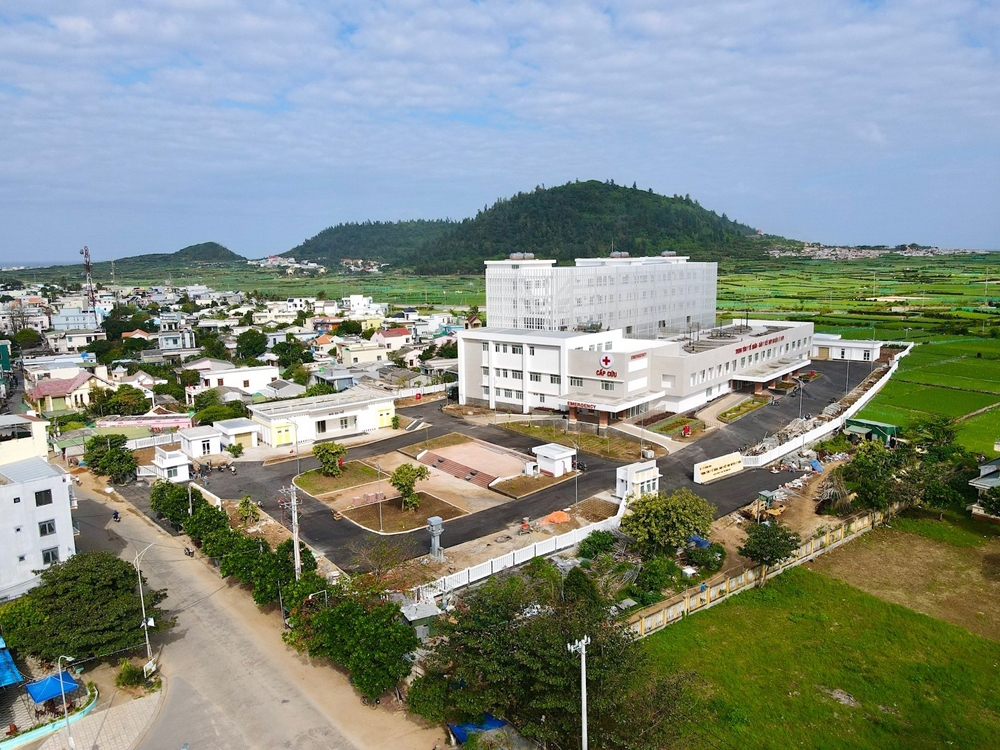 Đảo Lý Sơn (Quảng Ngãi): Bệnh viện trăm tỷ đã xong nhưng chưa thể… hoàn thành