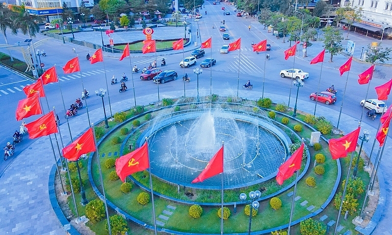 Đề nghị xây dựng Nghị quyết thí điểm một số cơ chế, chính sách đặc thù phát triển tỉnh Nghệ An