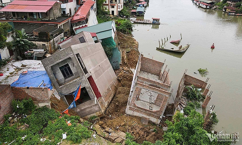 Bắc Ninh đề xuất tháo dỡ tất cả các nhà đã sụt lún ở bờ sông Cầu