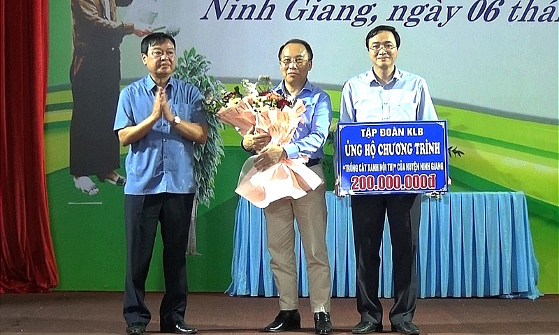 Hải Dương: Trồng cây xanh đô thị, một cách làm hợp lòng dân ở Thị trấn Ninh Giang