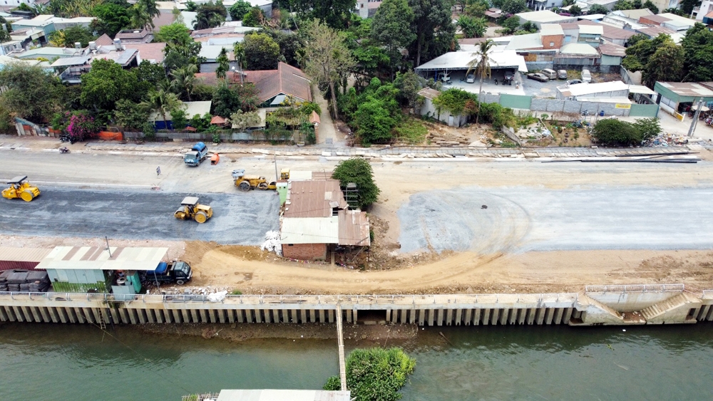 Dự án kè và đường ven sông Đồng Nai: Sớm “gỡ” nút thắt mặt bằng