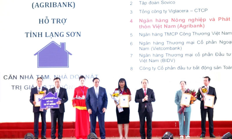 Agribank tài trợ 10 tỷ đồng xây dựng 200 căn nhà cho hộ nghèo tại tỉnh Lạng Sơn