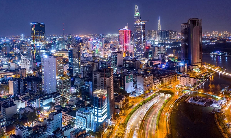 Thành phố Hồ Chí Minh: Vượt khó để trở thành đầu tàu kinh tế của cả nước