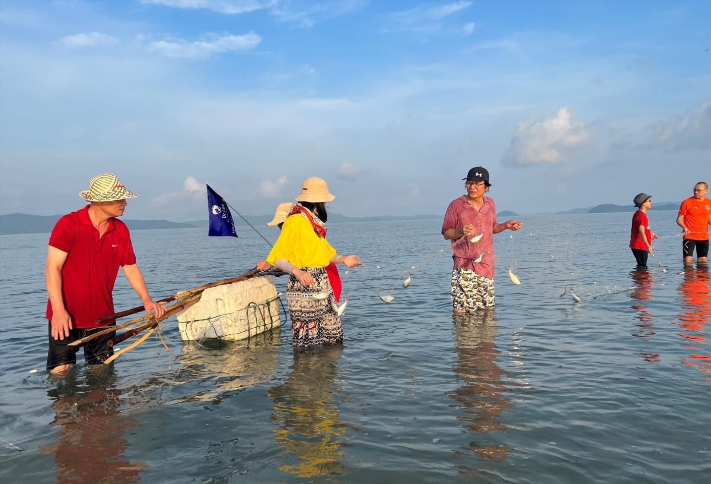 Quảng Ninh: Dịp nghỉ lễ 30/4 nhiều địa phương đón lượng khách du lịch tăng cao gấp đôi những năm trước